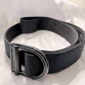 5.11 tactical belt. black. Size 32-34 (will extend to 35)   1.5” width.